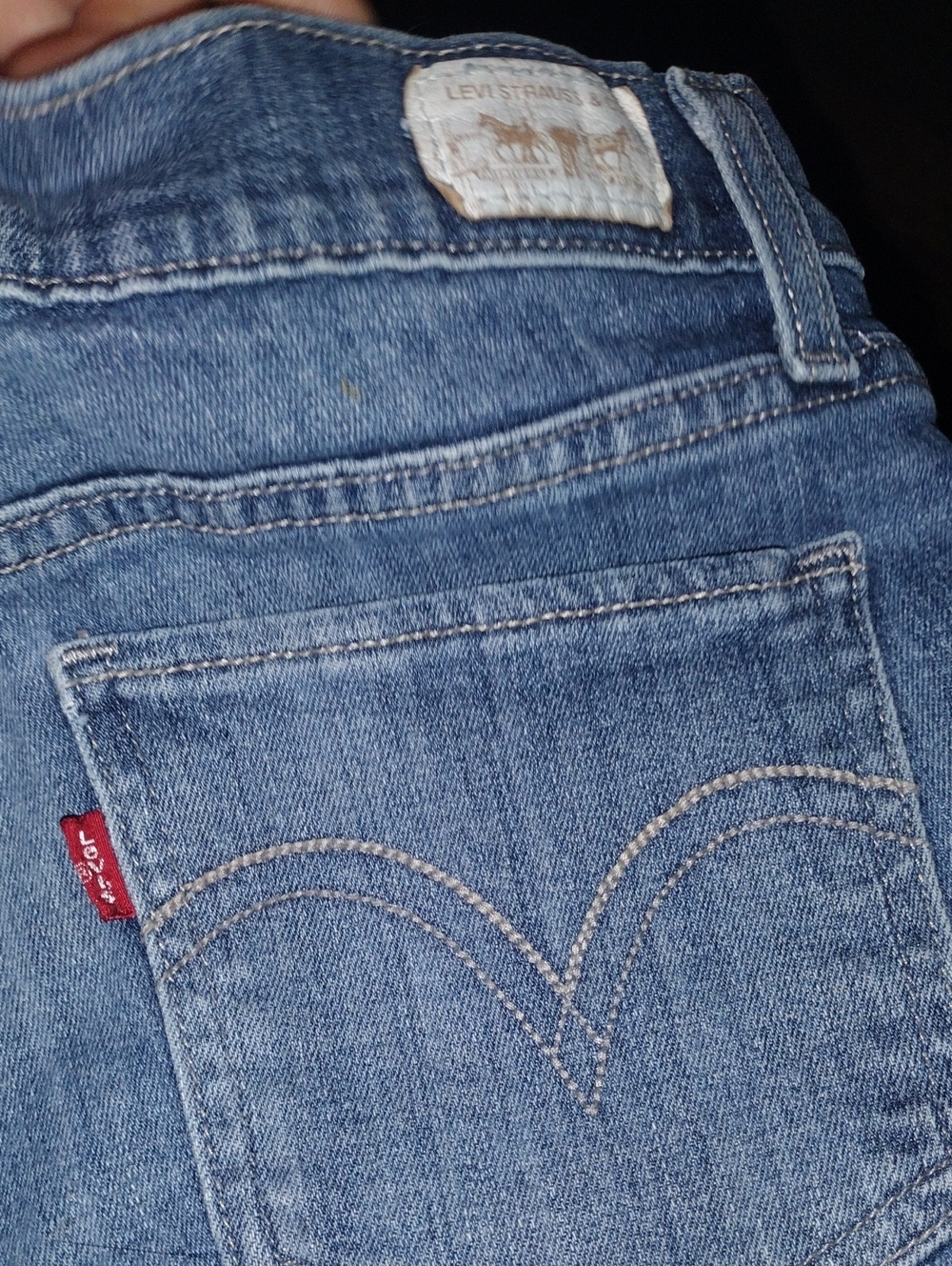 Levi's Women's Light Blue Skinny Jeans with Signature Red Tab